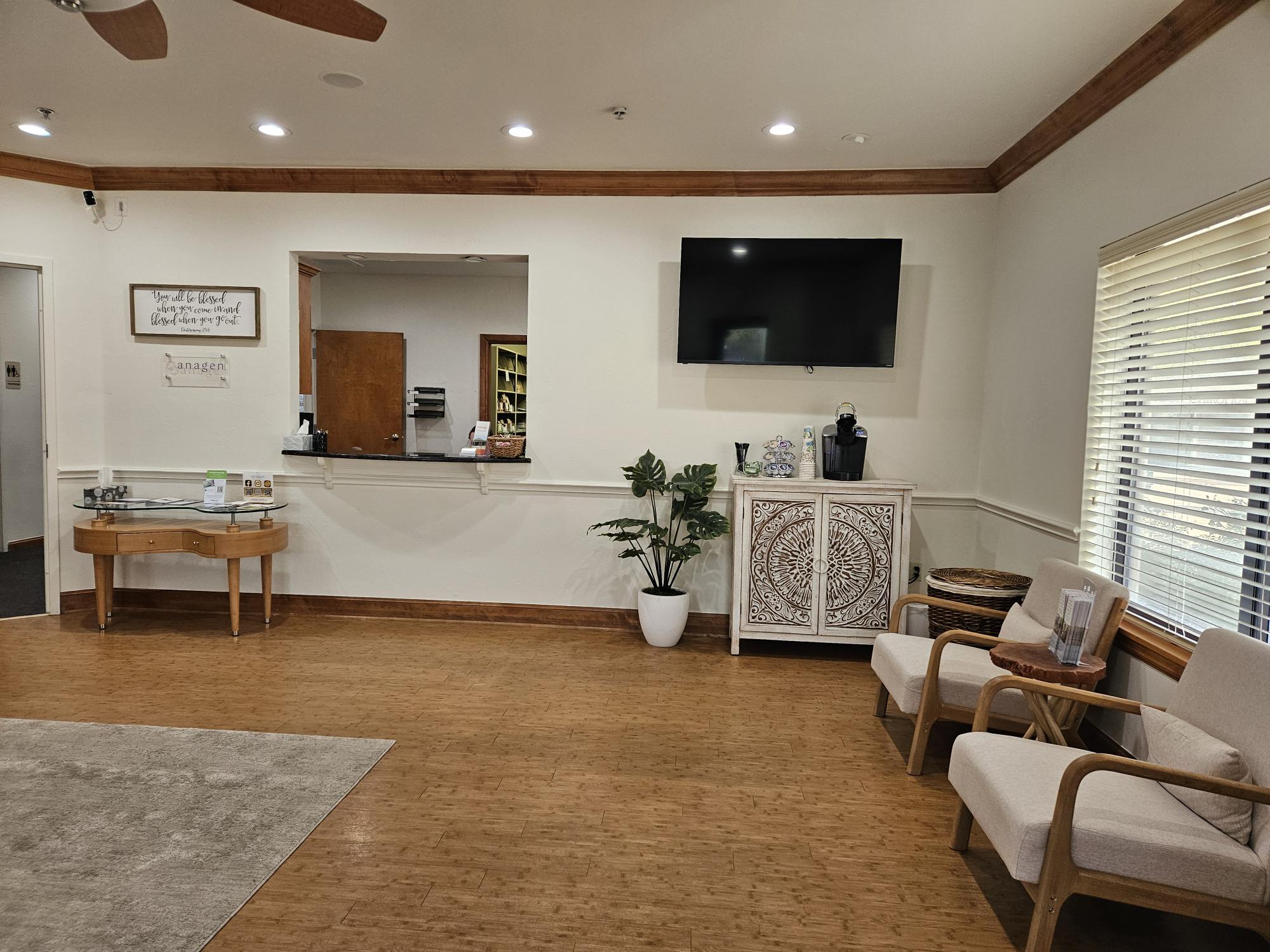 Welcoming waiting room at Anagen Medical Institute with comfortable seating and modern amenities